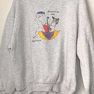 Super comfy vintage summer of 93’ aquasizers pullover sweatshirt!
